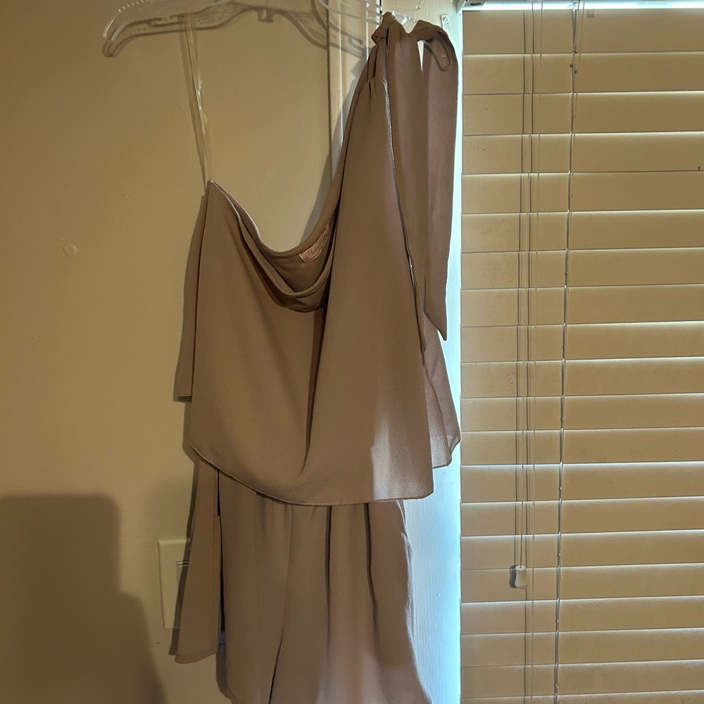 Pink lily romper with pockets